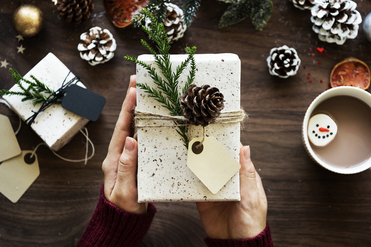 Sélection de 10 cadeaux de Noël véganes et éthiques